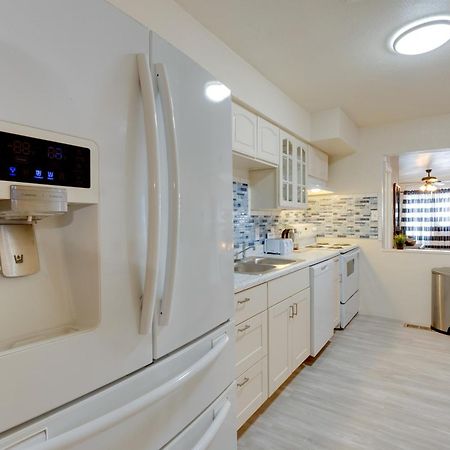 Breezy Fresno Home - Near Airport And Downtown Экстерьер фото