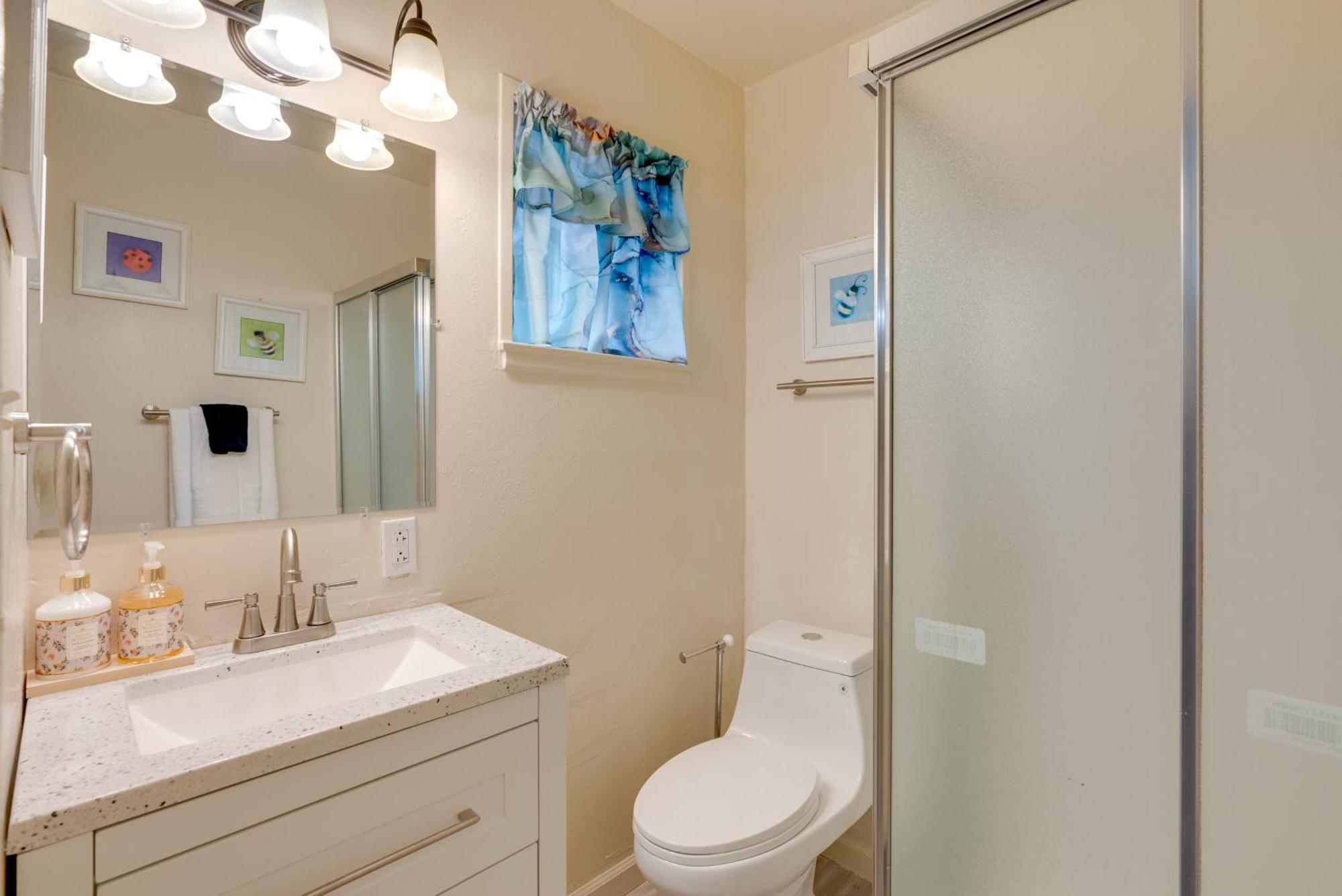 Breezy Fresno Home - Near Airport And Downtown Экстерьер фото