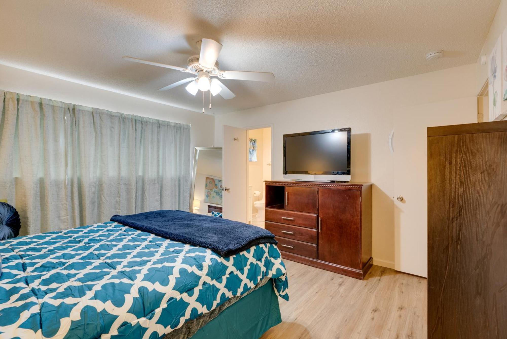 Breezy Fresno Home - Near Airport And Downtown Экстерьер фото