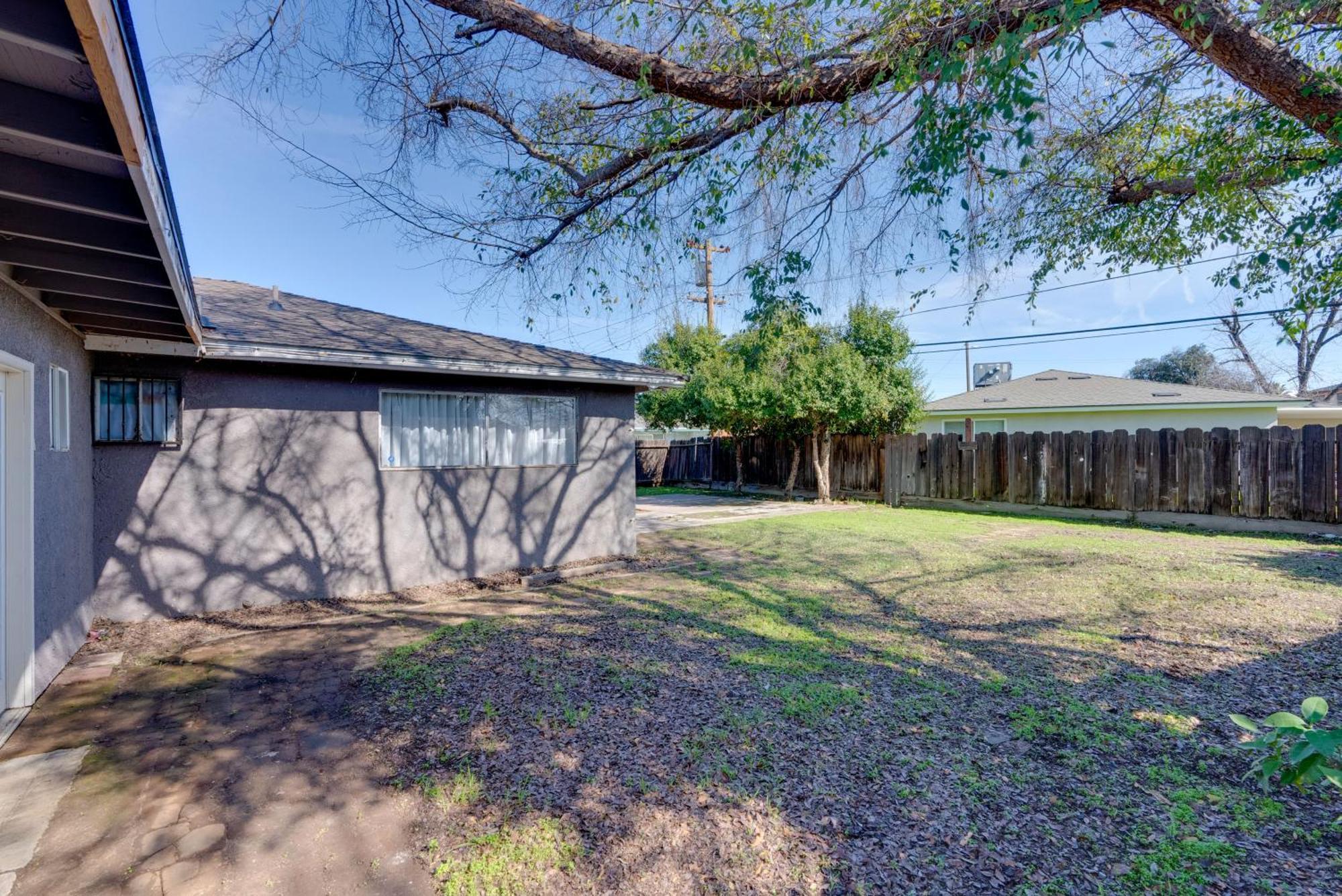 Breezy Fresno Home - Near Airport And Downtown Экстерьер фото